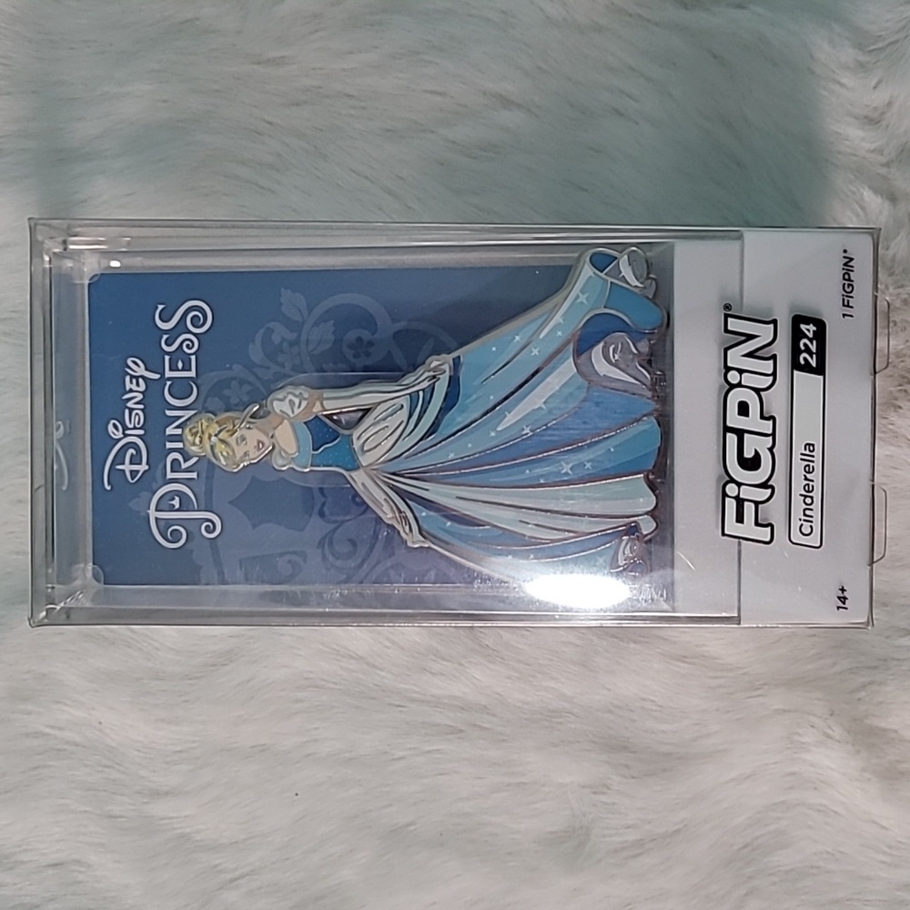 Cinderella Figpin